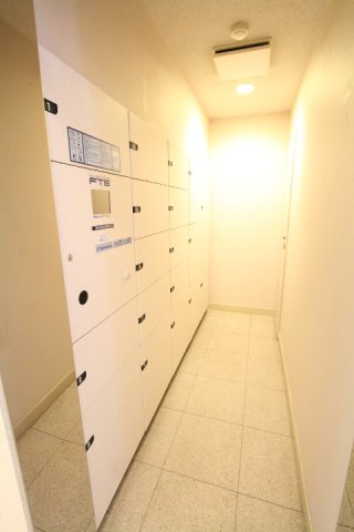 プライムアーバン池袋706号室 宅配ボックス