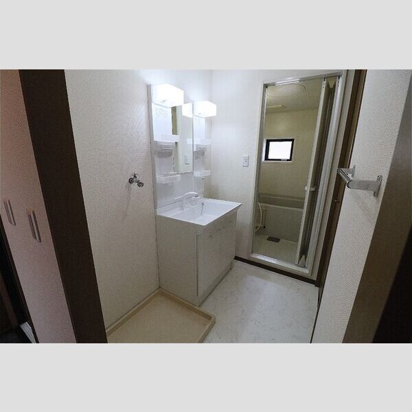 オーシャンヒルズ　EE201号室 洗髪洗面化粧台
