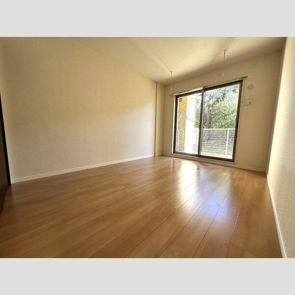 サンピタリア東船橋102号室 洋室