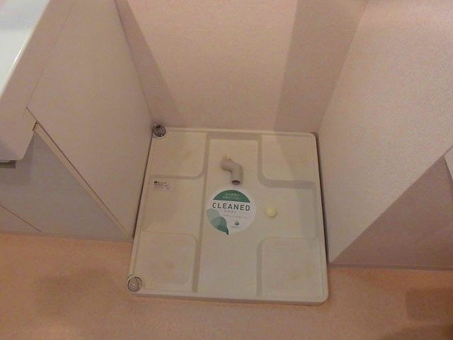 ラ・シード横浜藤が丘3階 室内洗濯機置場