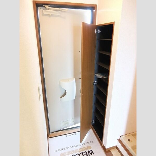 マ・メゾン ASUKA206号室 備え付けのシューズボックス