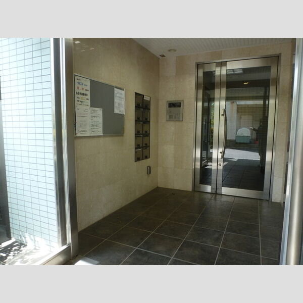 グランヤース・アリヤマ ロビー