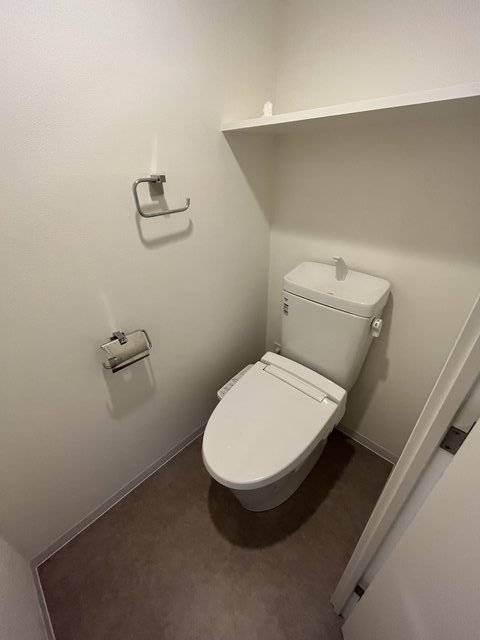 アールリエット三鷹207号室 トイレ