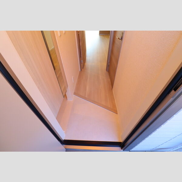 リブェール福ノ圓302号室 玄関土間