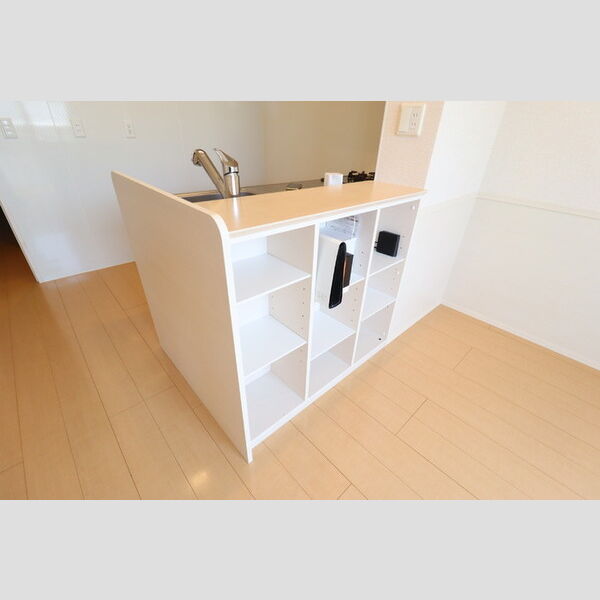 アン・プレール202号室 収納