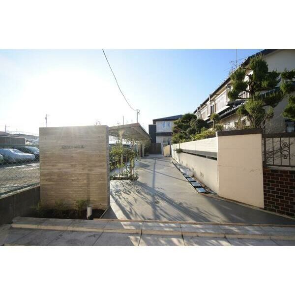 Charmant　K202号室 エントランス