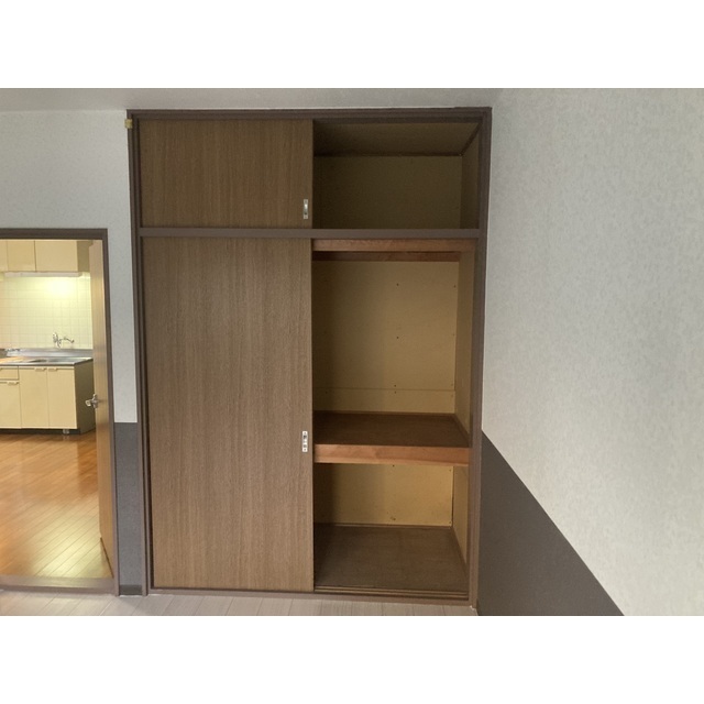 IZUMIX・2A104号室 内観