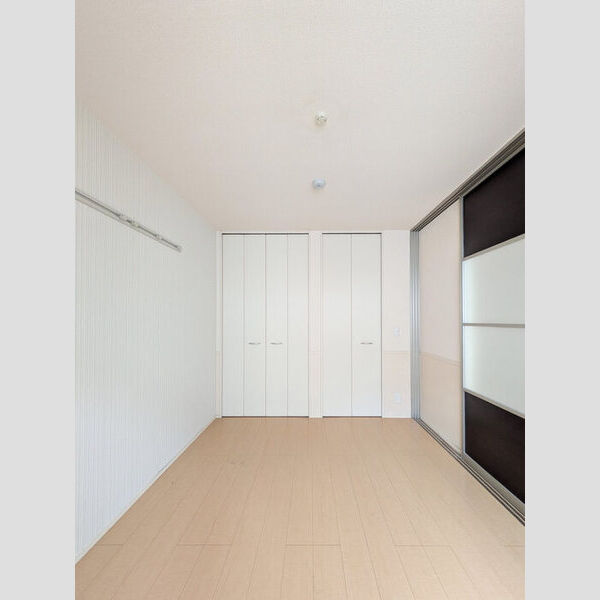 ロイヤルローズ307号室 洋室