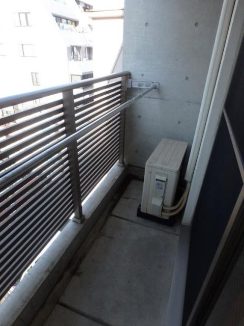 メトロフォート バルコニー