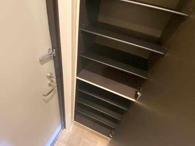 オータムスイート303号室 室内