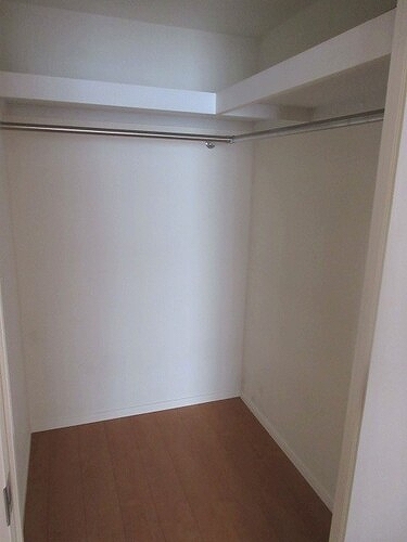 アトラス白山 ウォークインクロゼット　内装後