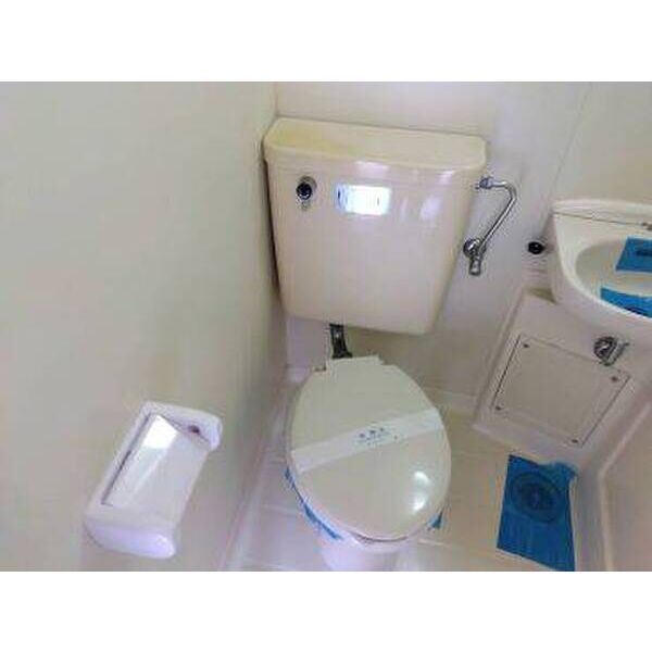 第2光栄ビル0307号室 トイレ