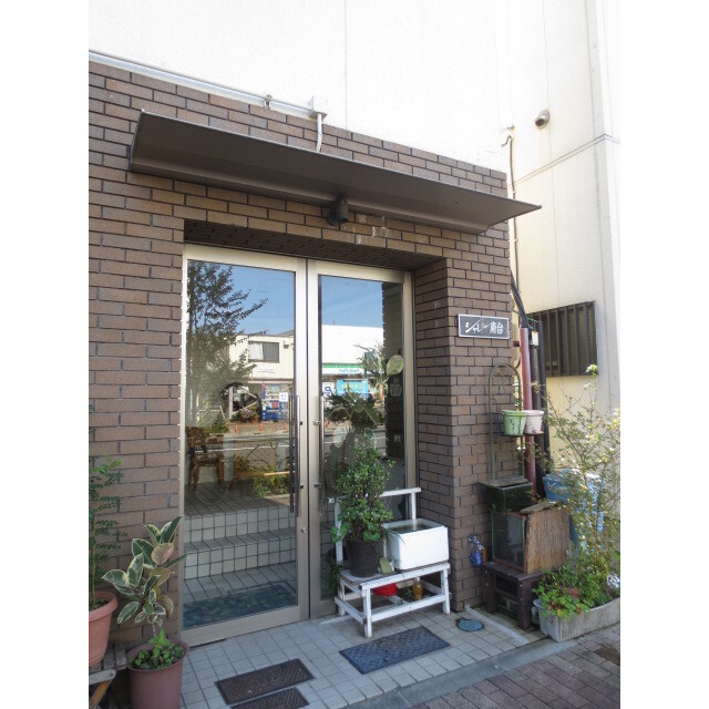 シャレー南台 エントランス