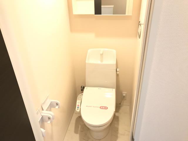 パークサイド大丸201号室 トイレ