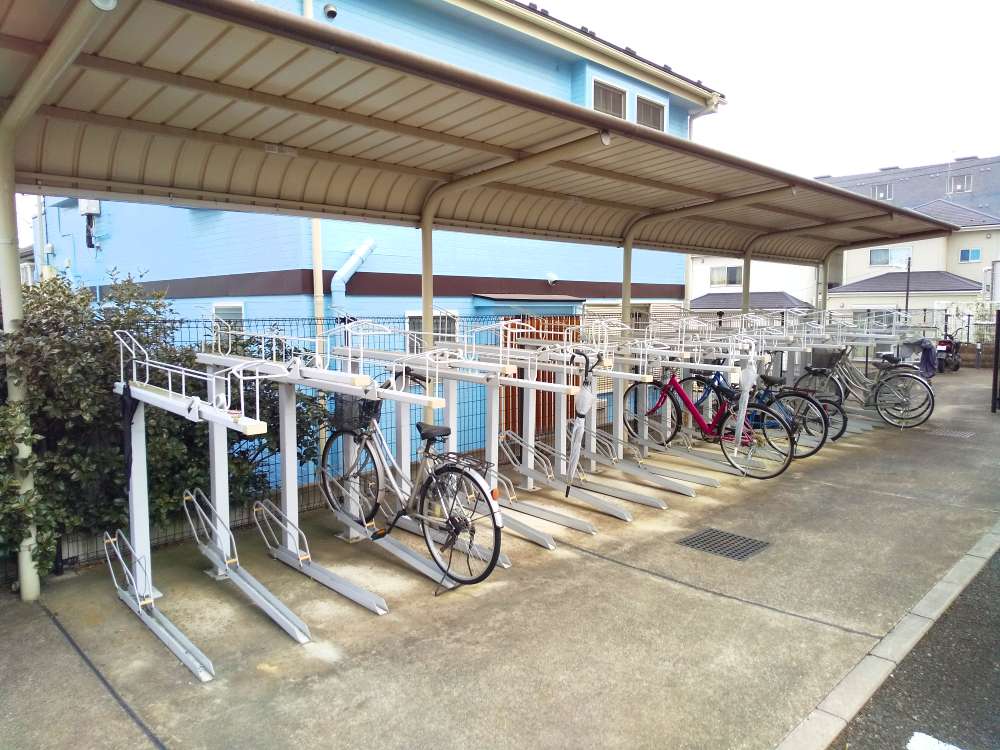 レオパレスベルグランデＢ115号室 駐輪場