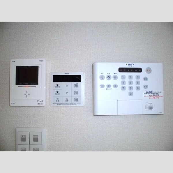 サンパレス宮前 ホームセキュリティ搭載TVモニター付インターホン