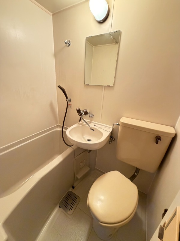 師岡ハイツ1階 洗面