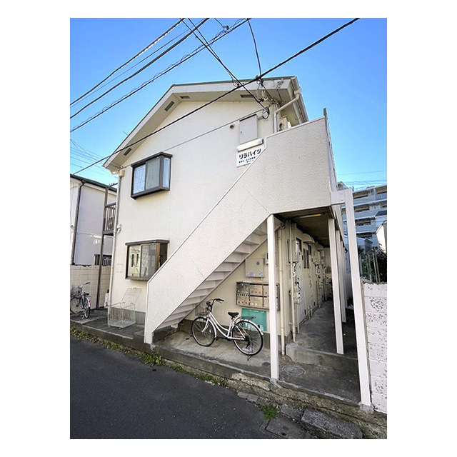 リラハイツ101号室 外観