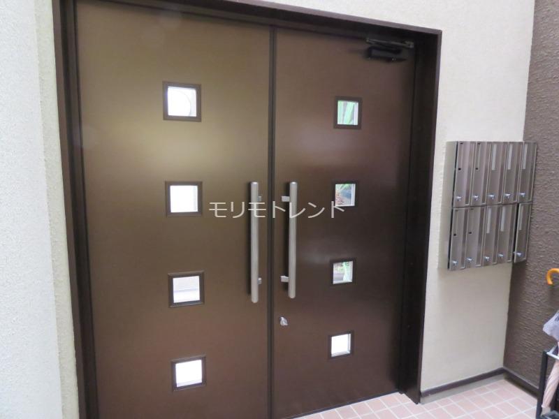 オーチャードコート小杉陣屋町1階 エントランス