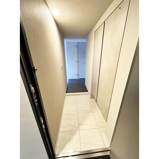 THE GATEHOUSE浅草雷門1103号室 内観