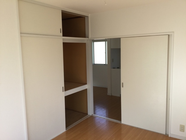 メゾンクリーク上北沢 収納