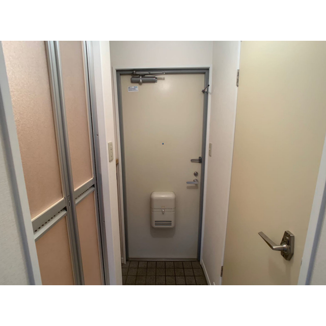 エスポワールトミタ 玄関