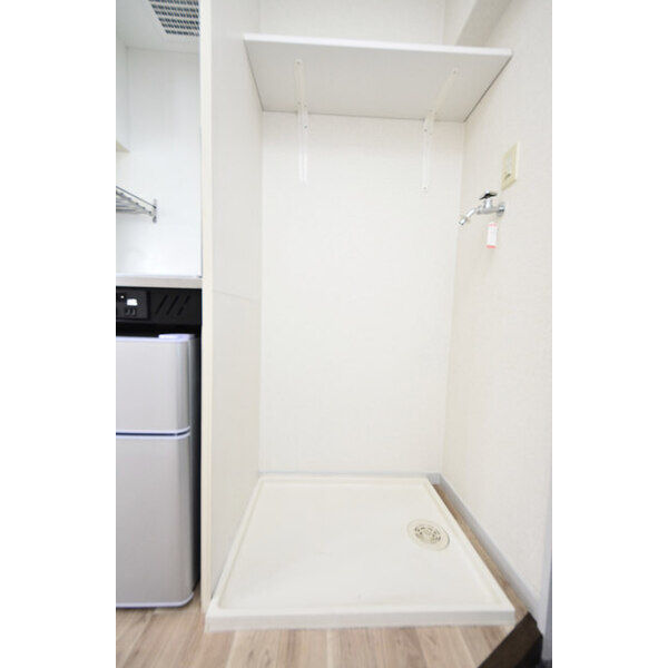 コーラル鵠沼0202号室 洗濯機置場