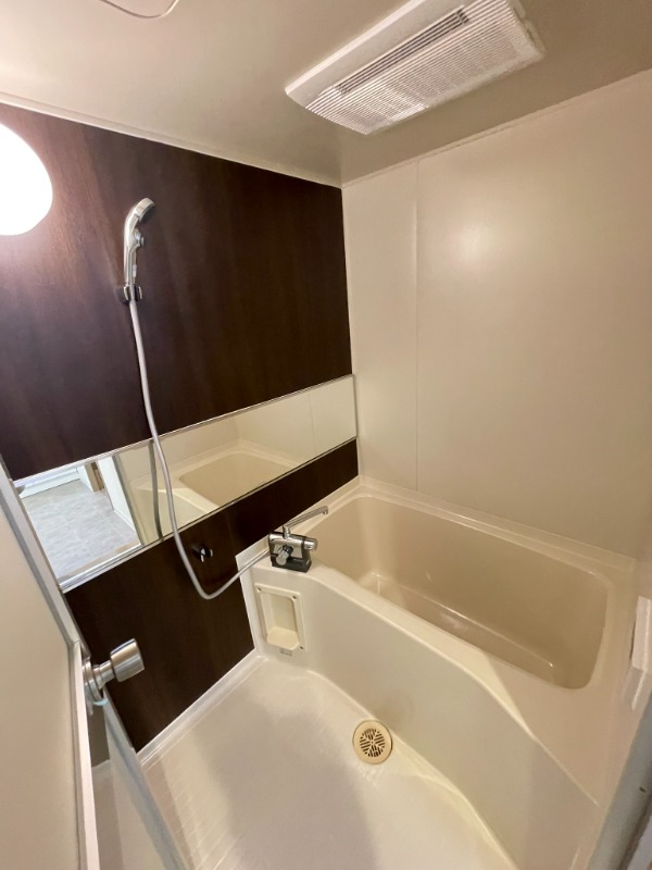 TraValore淵野辺4階 お風呂