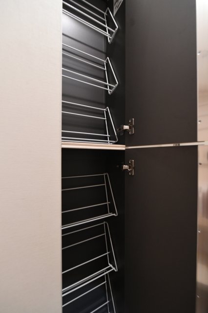 ウィンズ・パレ西落合 靴入