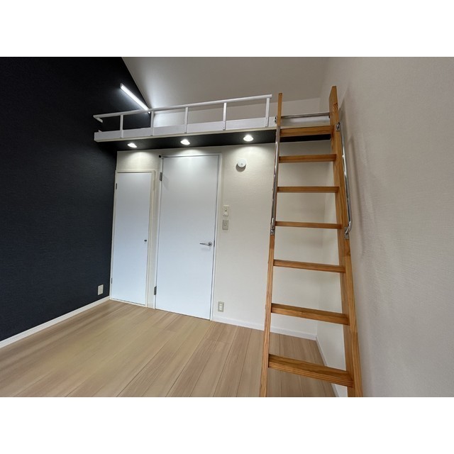 中野ハイム203号室 リビング