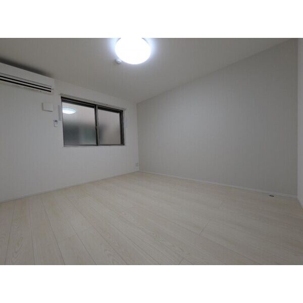 アザーレ・クオン相武台 リビング