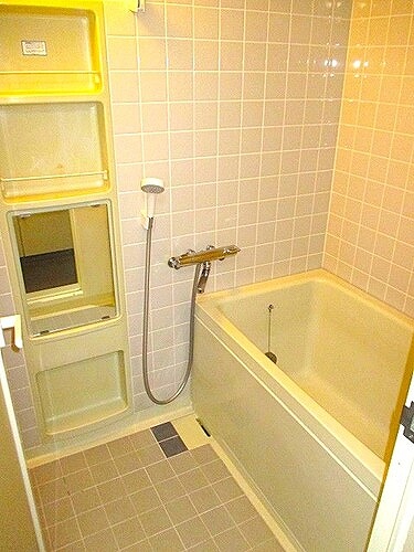 テレパレス船橋三咲Ｂ棟 浴室　※前回募集時2020年6月撮影