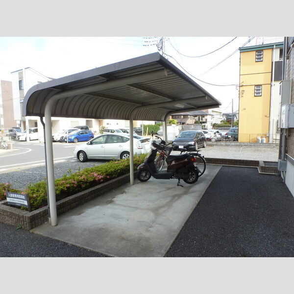 プランドール 駐輪場