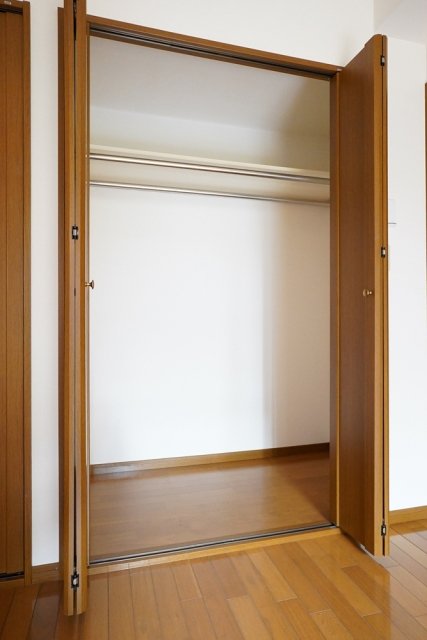 ヴァンシャルマンＯＺ1階 クローゼット