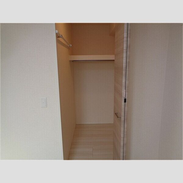 ラッキーレジデンス 収納