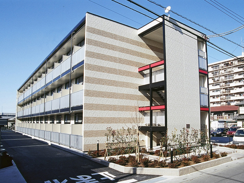 レオパレス山崎８５の外観画像