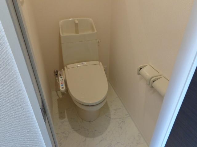 ナディア平塚Ⅱ シャワー付トイレ