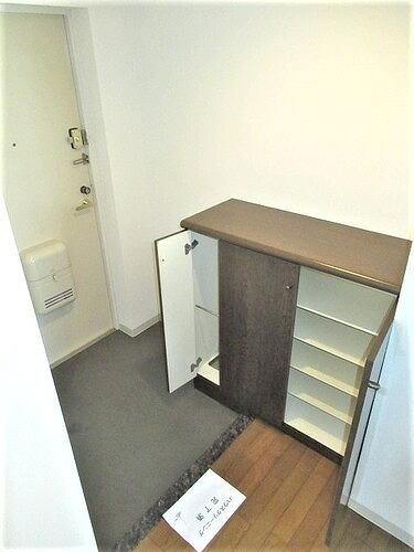 ベイシティコート横浜 玄関　前回募集時／2022年5月の写真