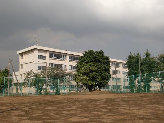 フレンドシップＳＨＯＮＡＮ 鶴嶺中学校まで400ｍ