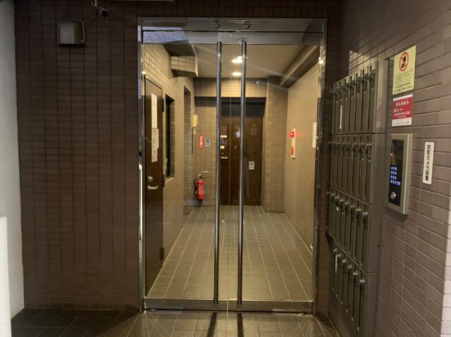 サンテミリオン練馬駅前4階 エントランス