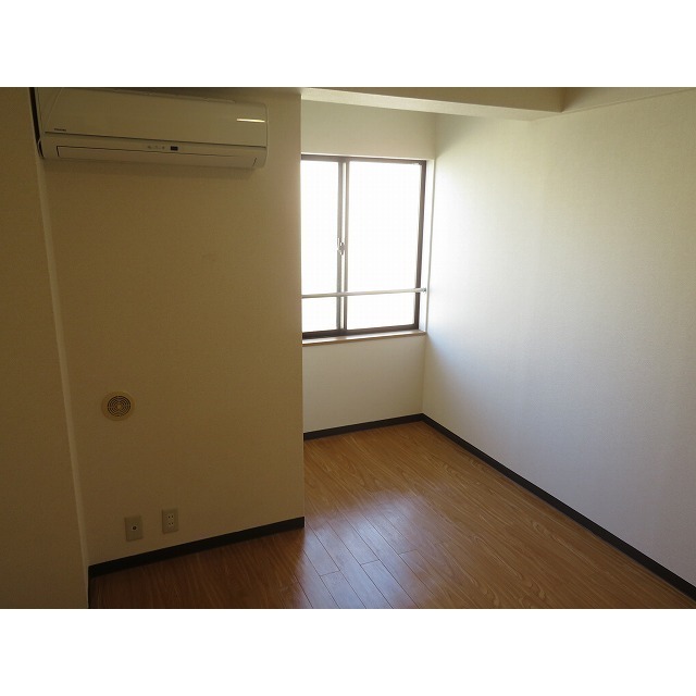 ＬＵＭＩＥＬＥ　Ｓ・ＫⅡ 洋室