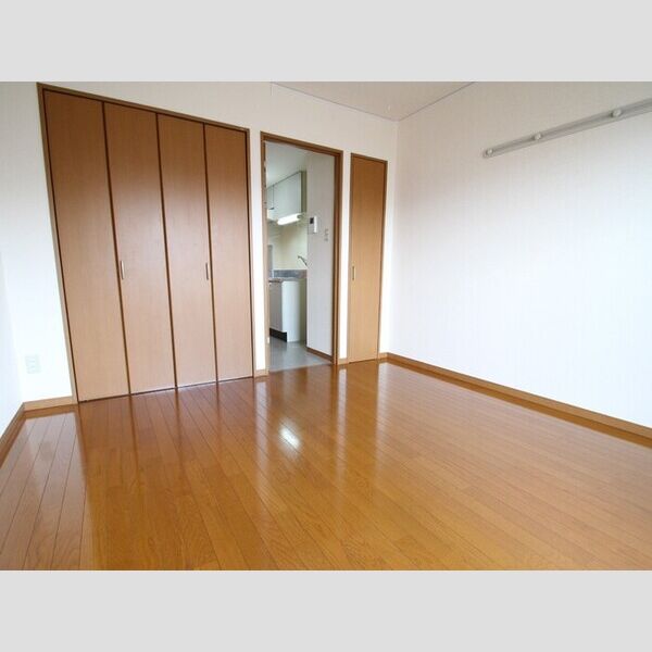 サマービレッジ311号室 洋室7.2帖