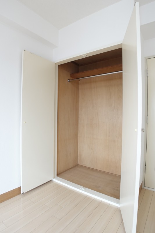 コスモリード国分寺5階 収納