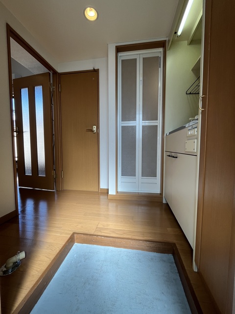 フォレスト中野Ａ 玄関