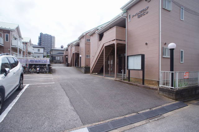 アーバンスクウェアーなかにしＬ棟 エントランス