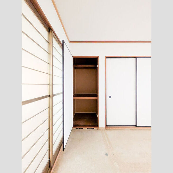 プルミエール吉野 収納