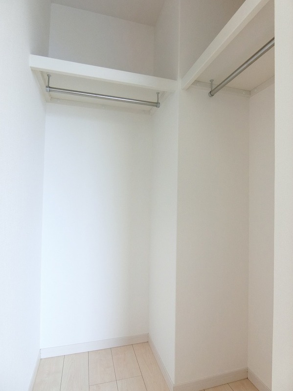 リブリ・ブランドール湘南台3階 収納