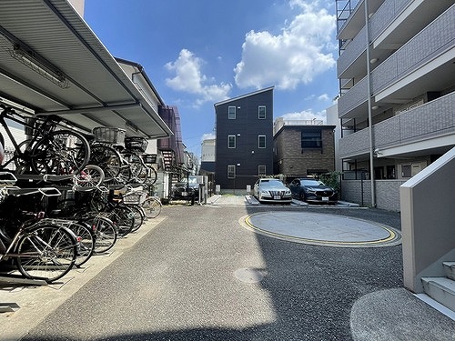 ライオンズマンション池袋シティ 駐車場