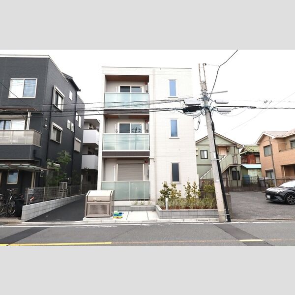 セレスティア東葛西Ⅴ101号室 建物外観