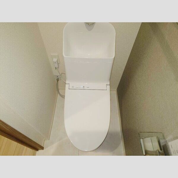 セレスティア興野105号室 同建物別部屋の参考画像